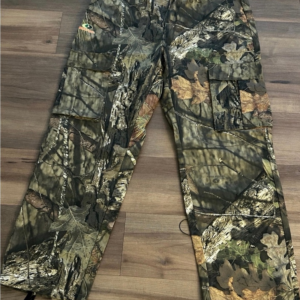 Mossy Oak Realtree Camo Cargo Pants - Size XL (40/42)